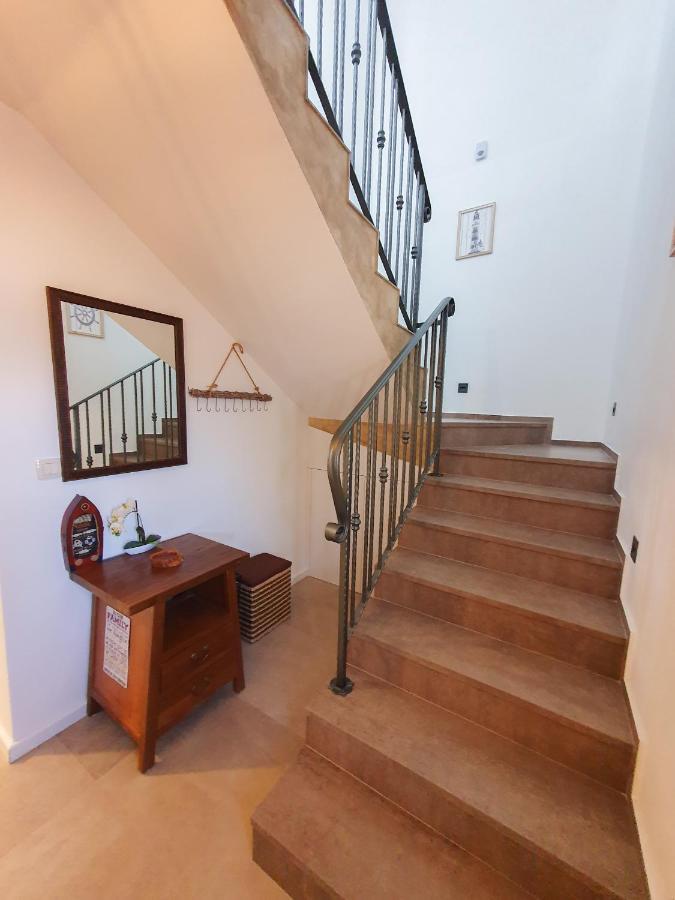 Villa Alara - Charming Villa With Heated Swimming Pool Milohnici Dış mekan fotoğraf
