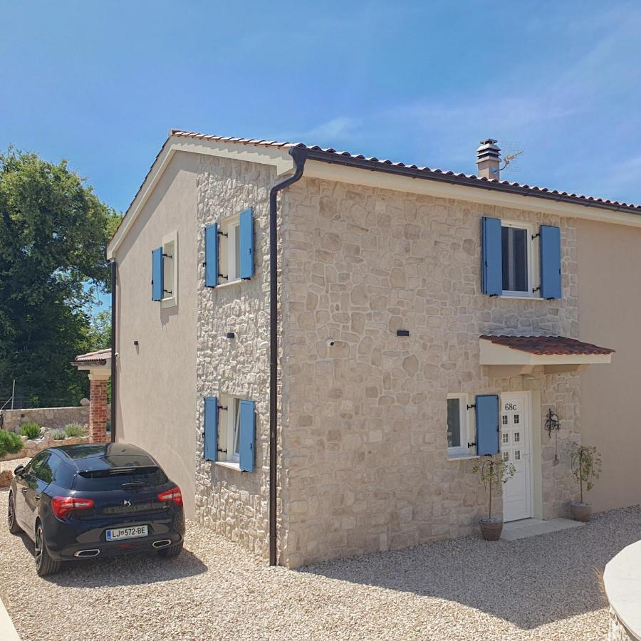 Villa Alara - Charming Villa With Heated Swimming Pool Milohnici Dış mekan fotoğraf